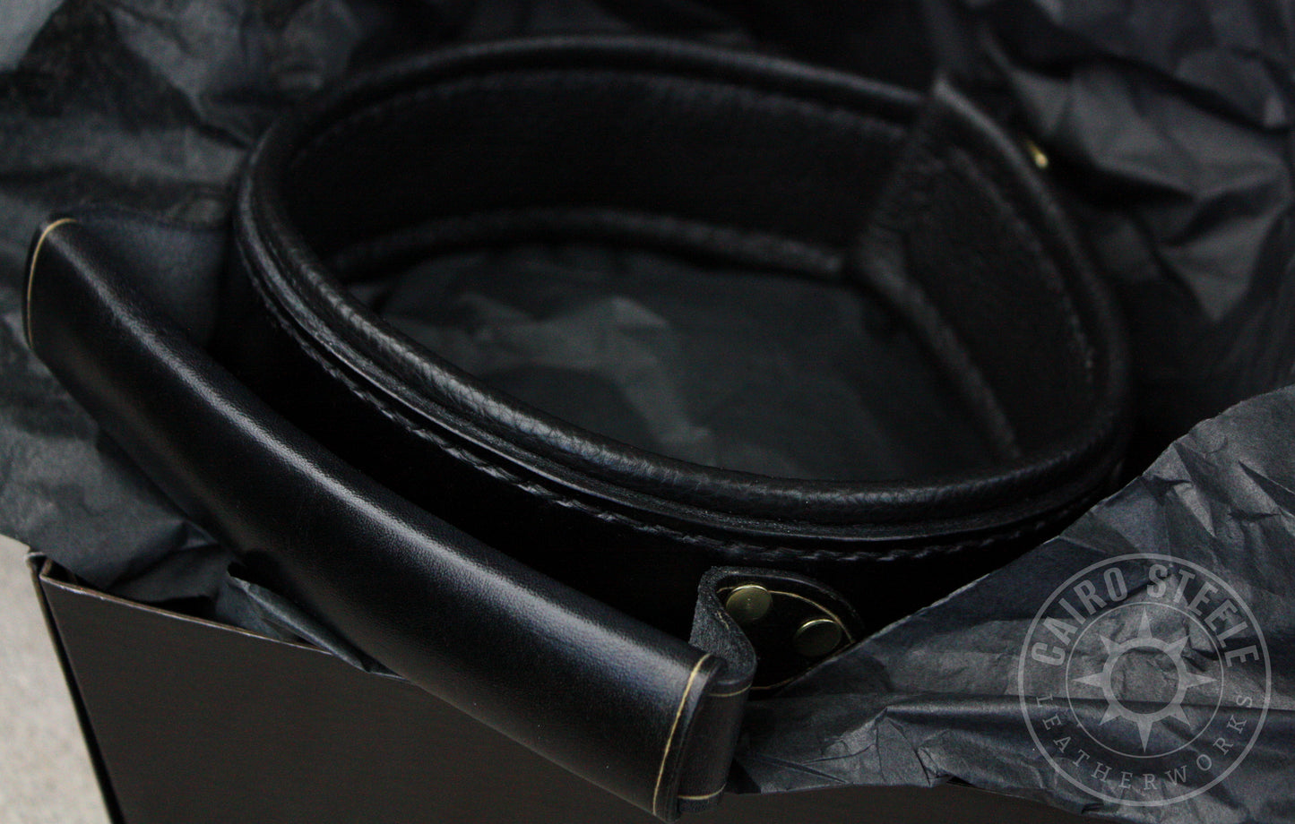 Black Leather Pull Collar