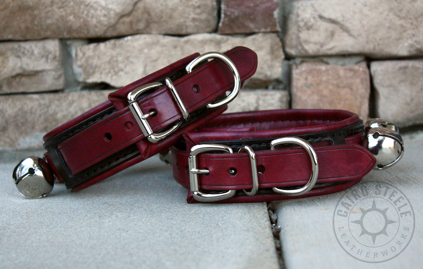 Mahogany & Black Sleigh Bell Collar Pair [2025]