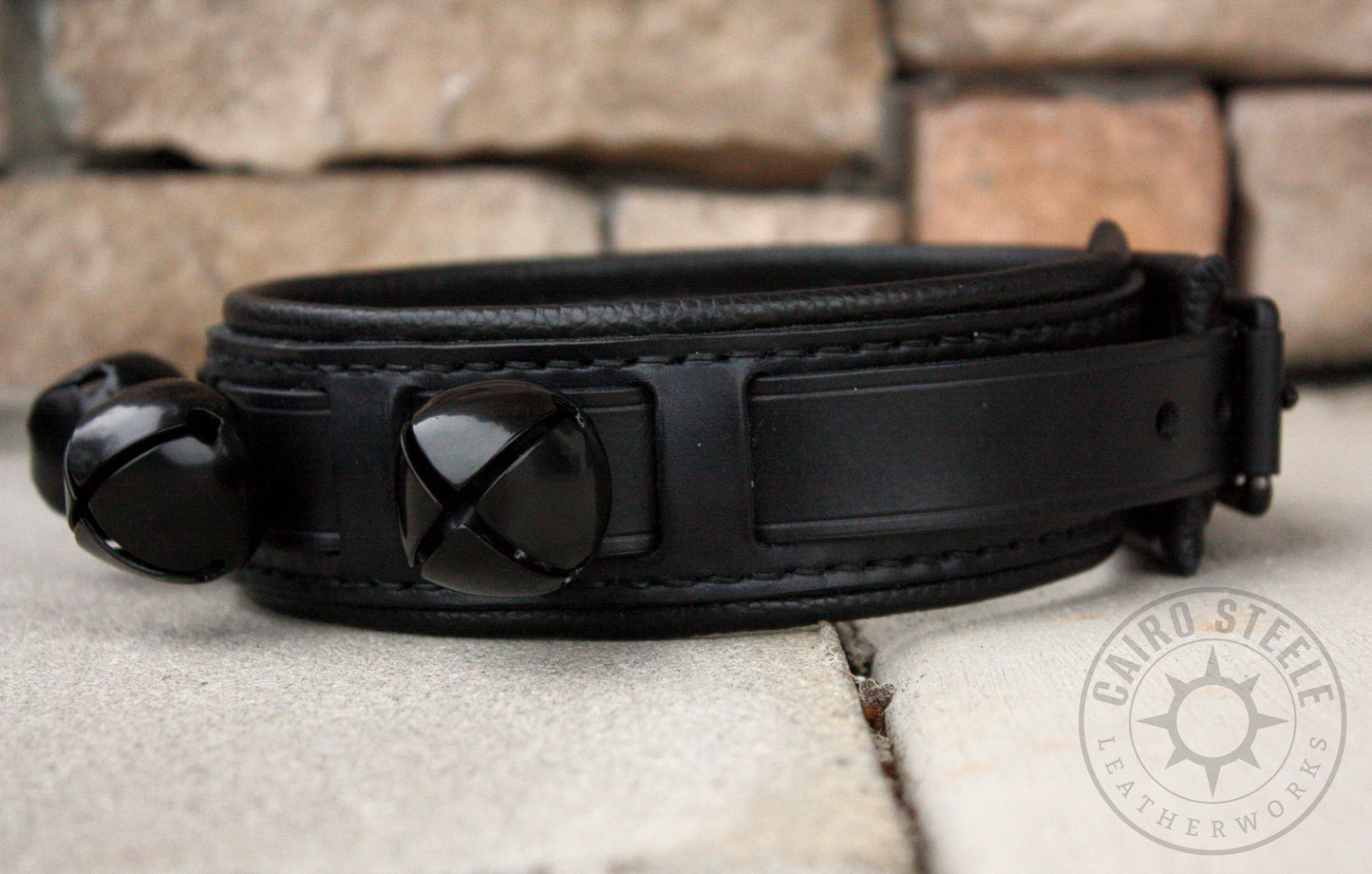 Solid Black Sleigh Bell Collar [2025]