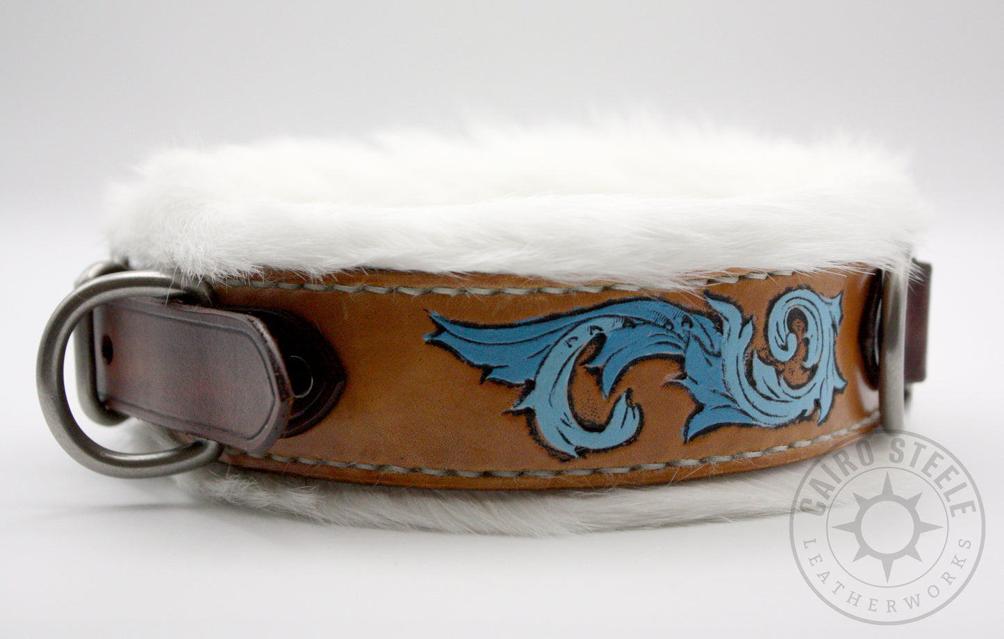 Fur-Lined Scrollwork Collar [2026]