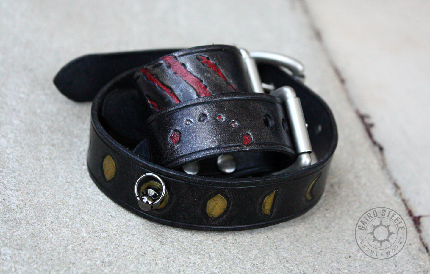 Werewolf Day Collar & Cuff Set [2025]