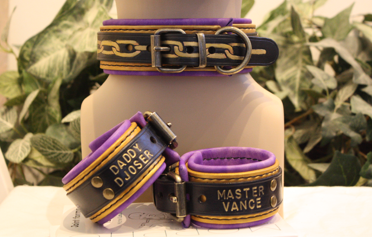 Gold Chain Collar & Cuff Set [2024]