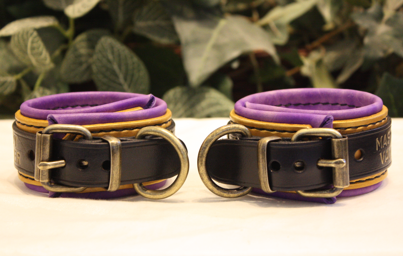 Gold Chain Collar & Cuff Set [2024]