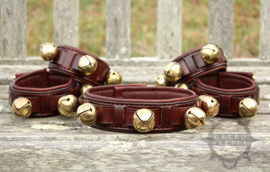 Sleighbell Collar & Cuff Set [2024]