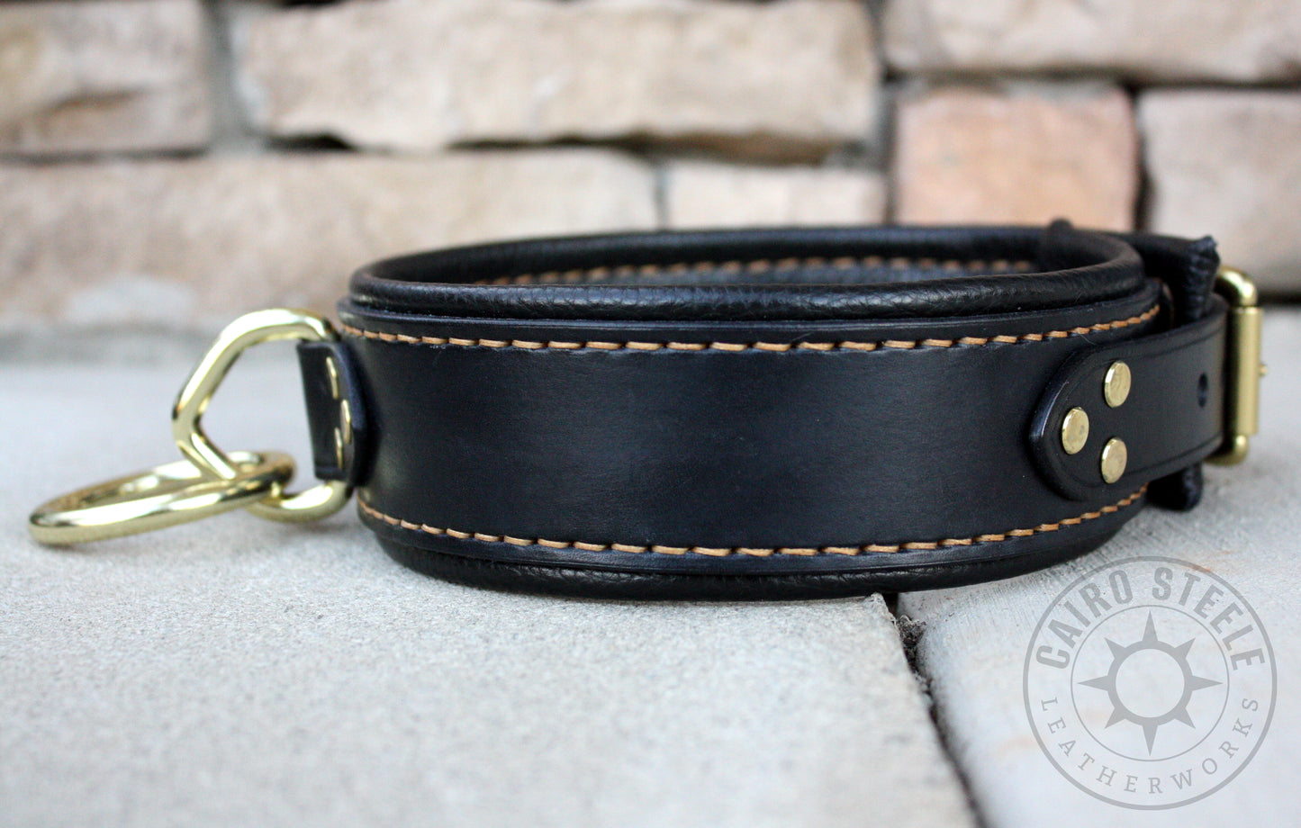 Black and Gold Loop Collar