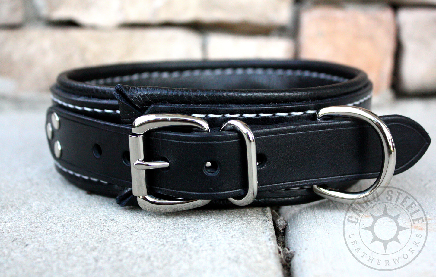 Black and Silver Loop Collar