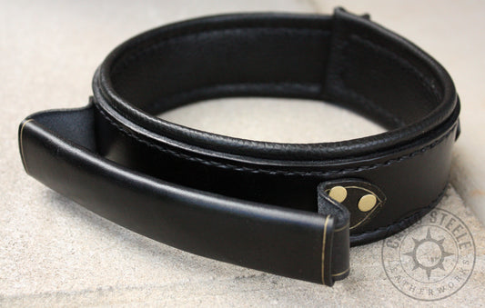 Black Leather Pull Collar