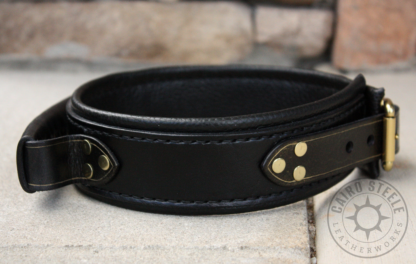 Black Leather Pull Collar
