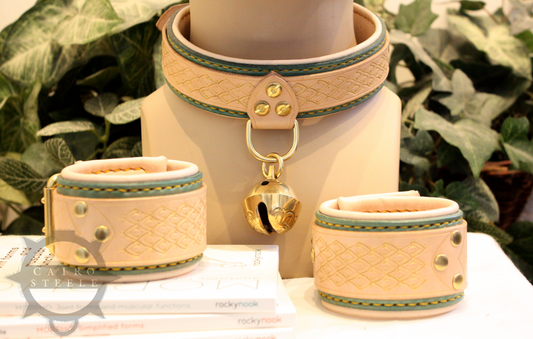 Natural Dragonscale Collar & Cuff Set [2024]